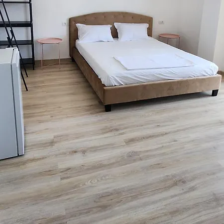 Pensiunea Crown Guest house