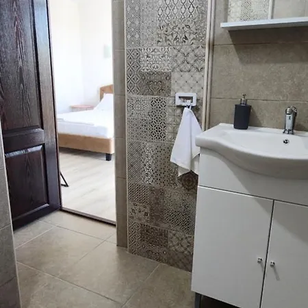 Guest house Pensiunea Crown Eforie Sud (Constanta)